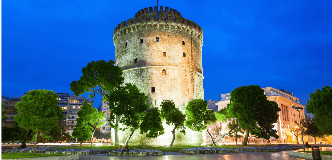 Thessaloniki's white tower at night